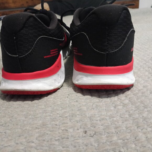 Nike Retaliation TR 2 Training Shoes Men Red Black/White, Size 10, CK5074-002 - Picture 3 of 6